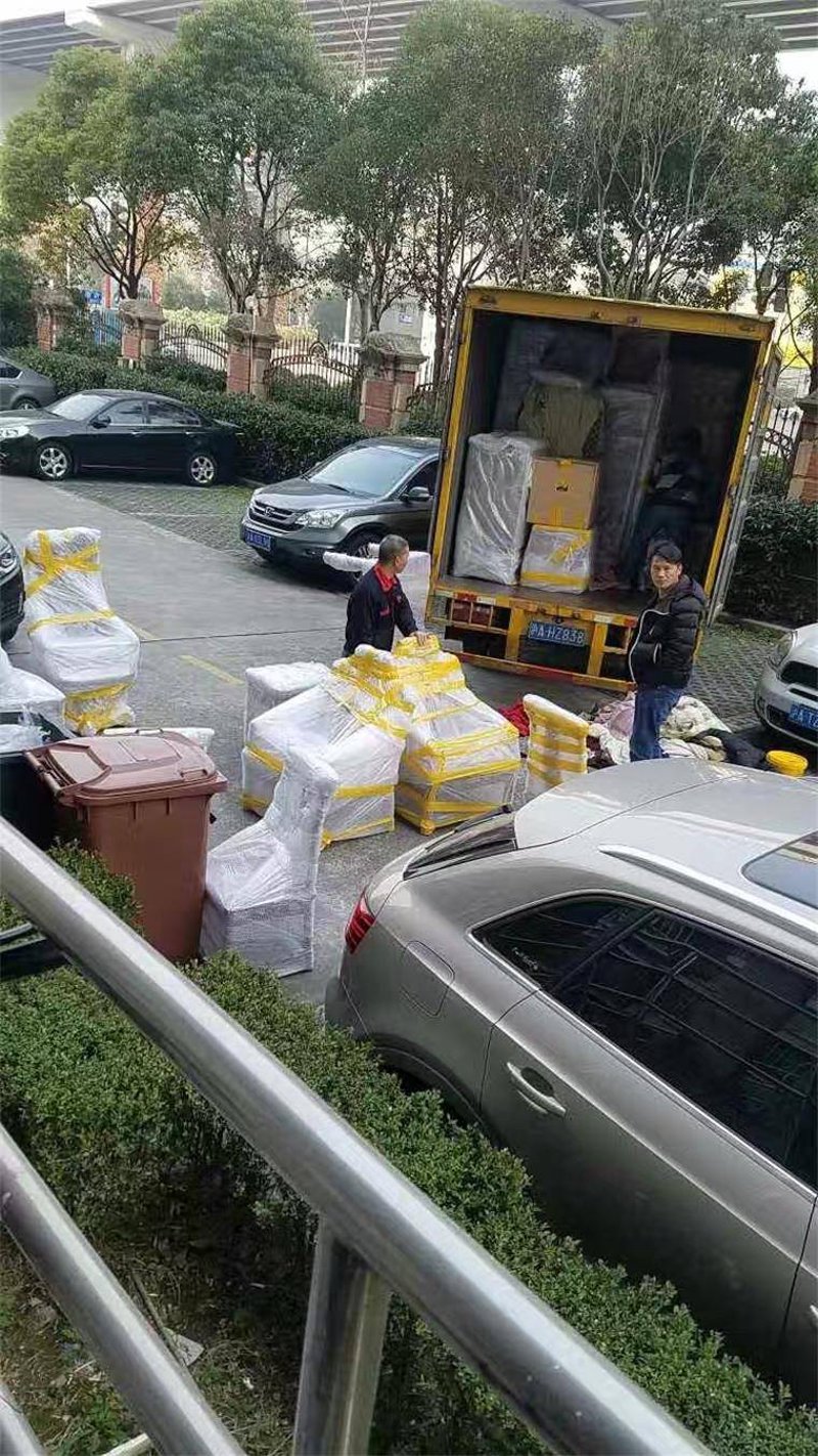 搬家服务电话：选择适合你的搬家公司